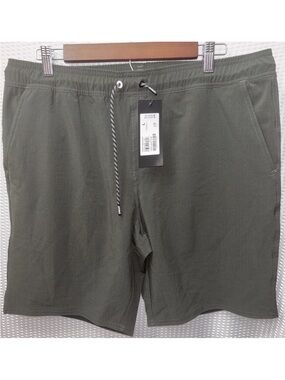NWT Men’s Oakley Shorts Sz Large